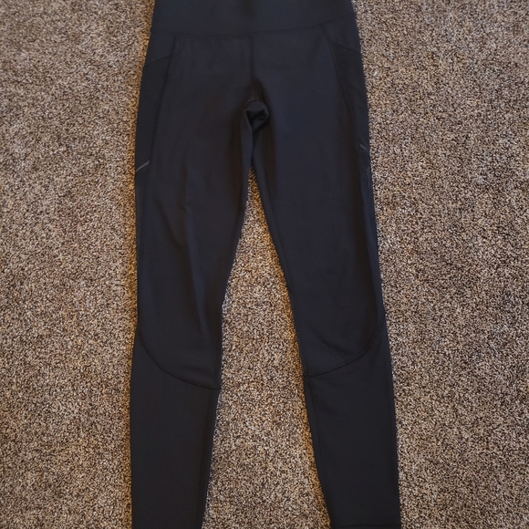 Lululemon leggings with mesh - Picture 2 of 11